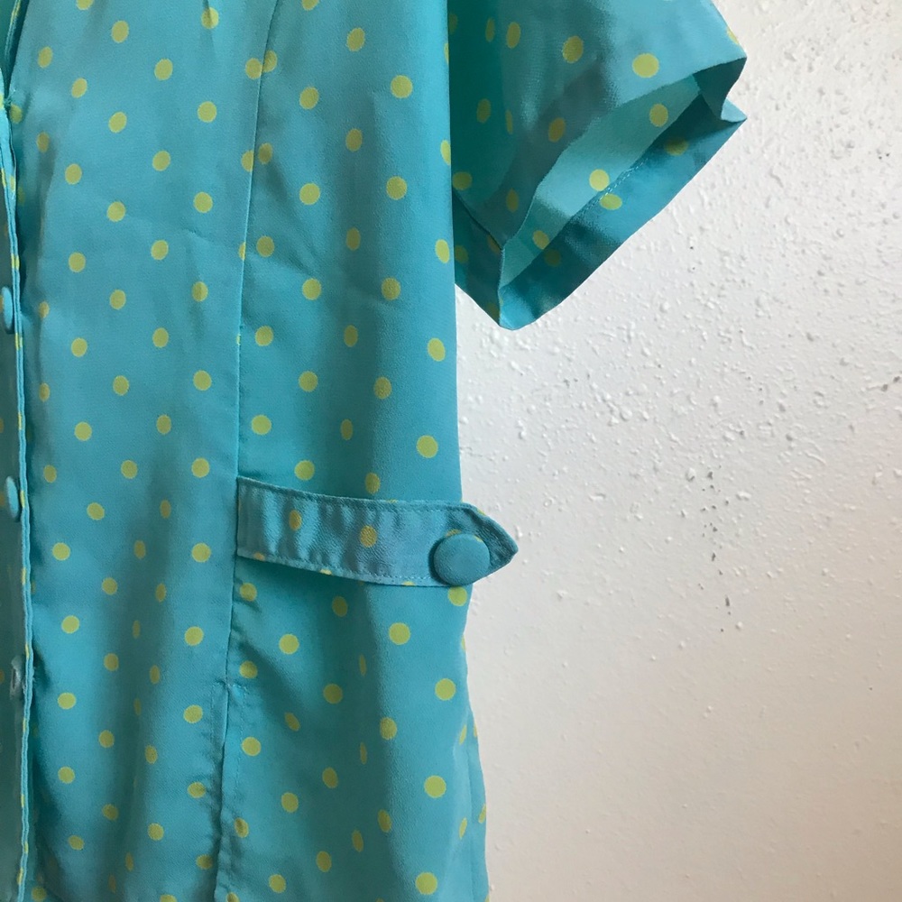 Unique Printed Button-Up - Picture 3 of 5